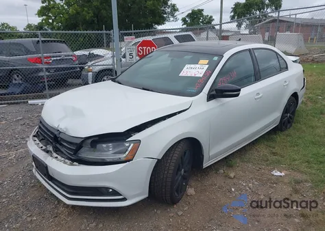 2018 Volkswagen Jetta 1.8T Se Sport из США, поврежденный, VIN 3VWD17AJ6JM225923